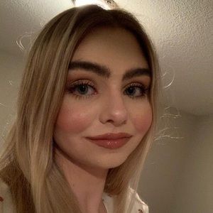 Meet your Posher, Paige